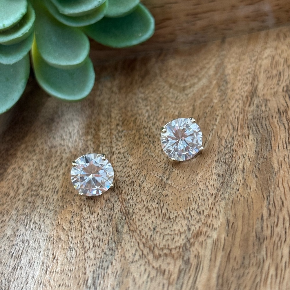 Elegant Silver Stud Earrings